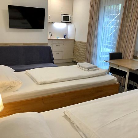 Ajo Apartments - Alte Donau Terrace Studio - Self-Check-In เวียนนา ภายนอก รูปภาพ